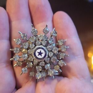 American Legion Auxillary Brooch pin. (Issues appear to be fine per support team
